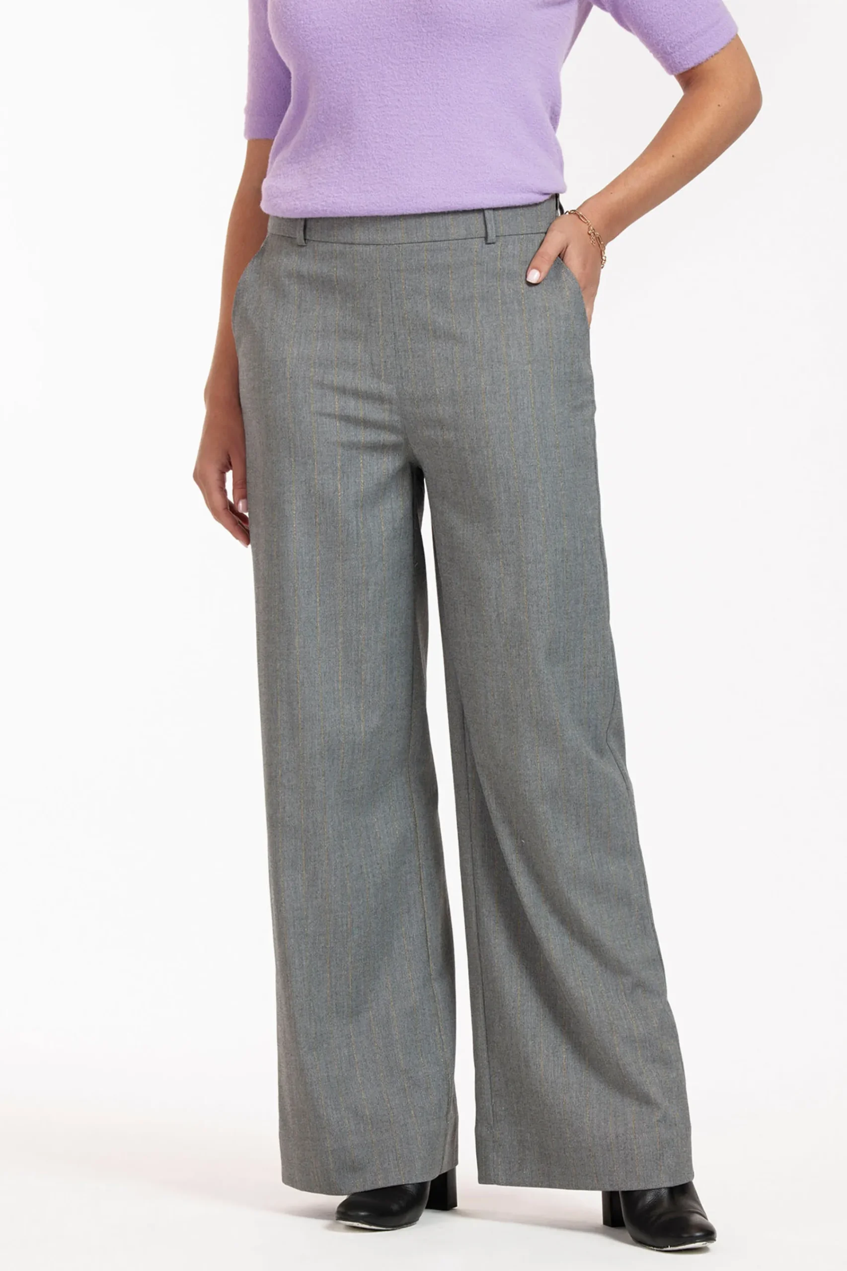 Studio Anneloes Lexie gold stripe trousers -