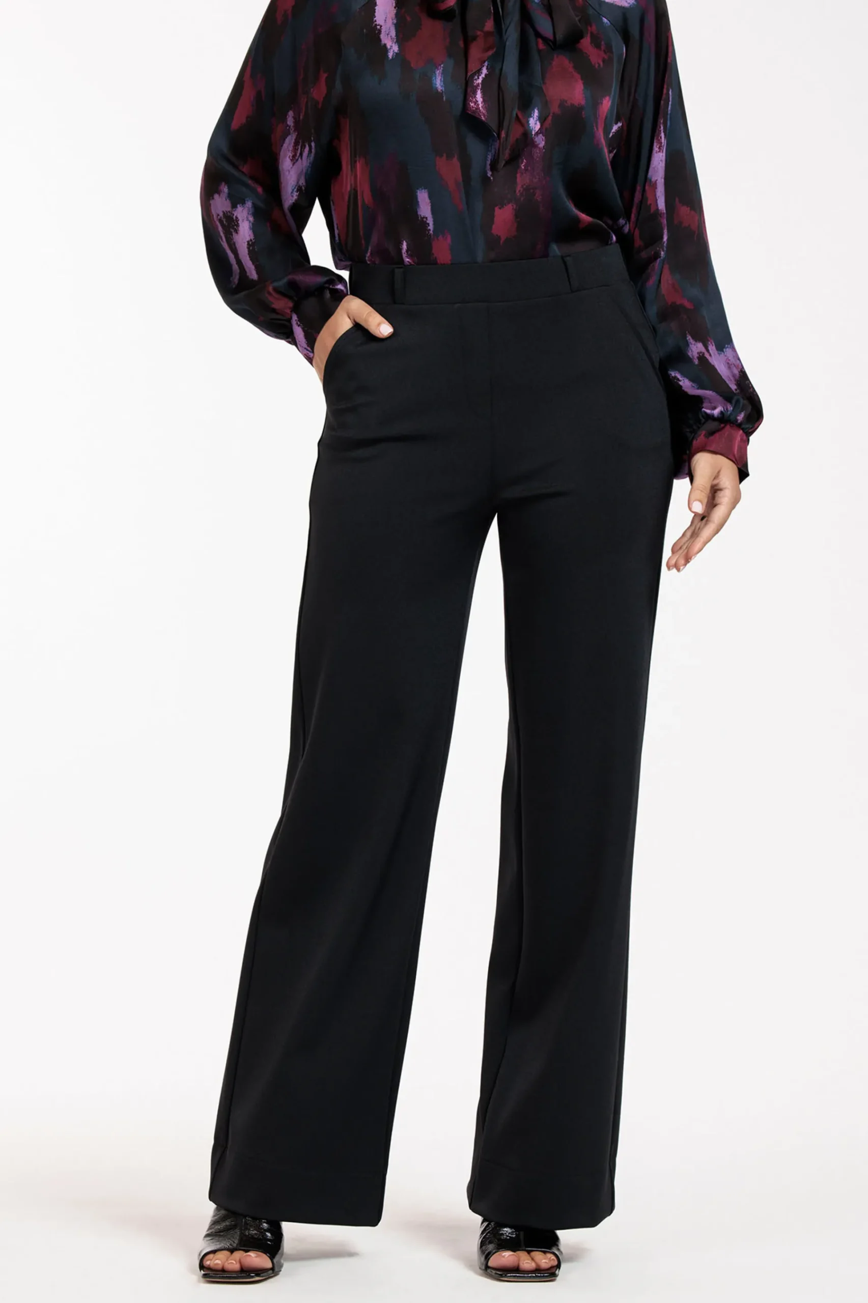 Studio Anneloes Lexie shiny bonded trousers -