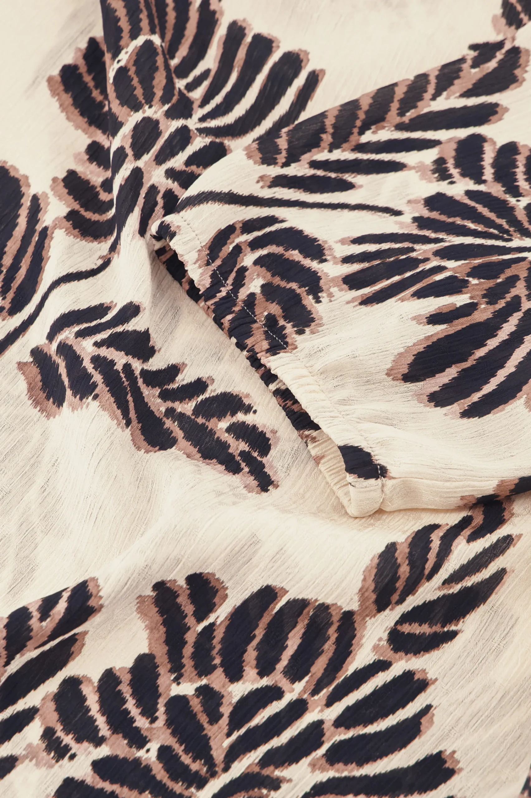 Studio Anneloes Maite flower crepe top -