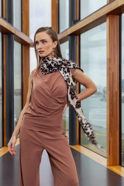 Studio Anneloes Pien knot top -