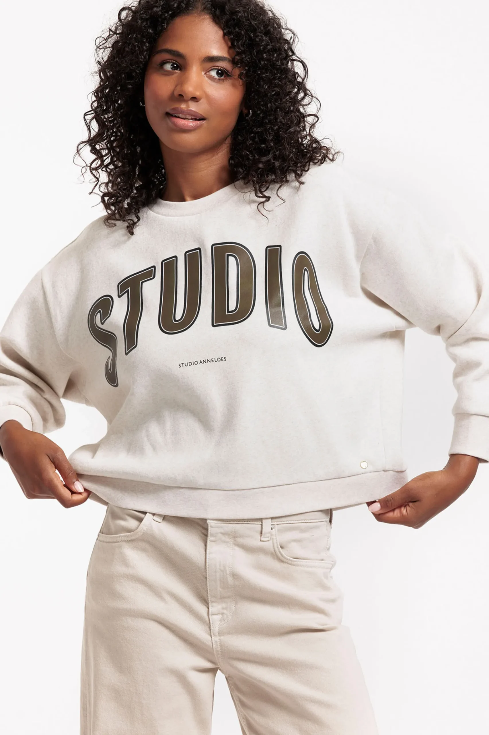 Studio Anneloes Puck logo sweater -